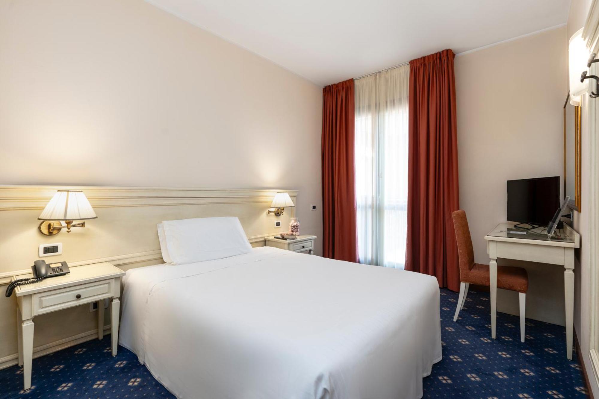 Hotel Alle Acque 洛尼戈 外观 照片